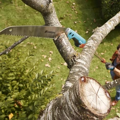 Fűrészek, fejszék