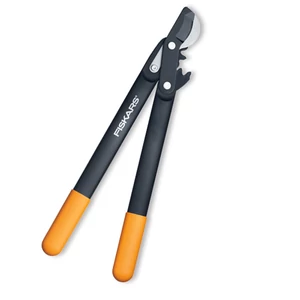 Fiskars PowerGear műanyag fogaskerekes ágvágó, horgos fejű (S) L70