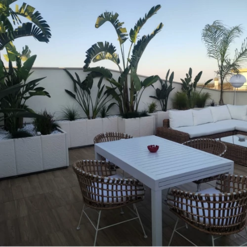 Kép 11/13 - DOMINO Virágláda rendszer - Rekonstruált kő