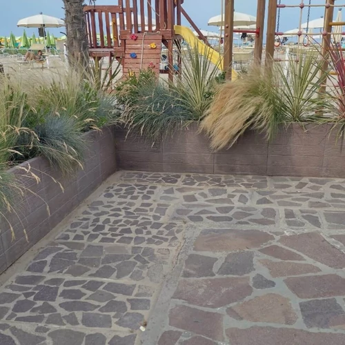 Kép 5/13 - DOMINO Virágláda rendszer - Rekonstruált kő