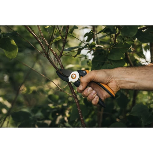 Kép 3/3 - FISKARS Solid Metszőolló rávágó P361