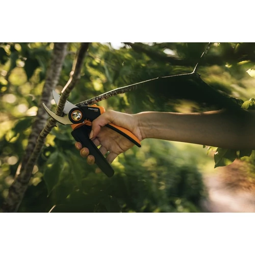 Kép 3/3 - FISKARS X-series L Mellévágó Metszőolló P961