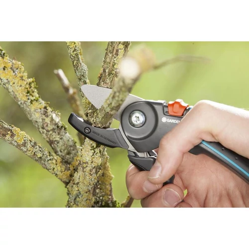 Kép 2/3 - GARDENA Vágóüllős Metszőolló M