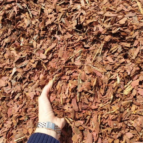 Kép 1/4 - Válogatott vörösfenyőkéreg  2-4 cm nagyságú 70l